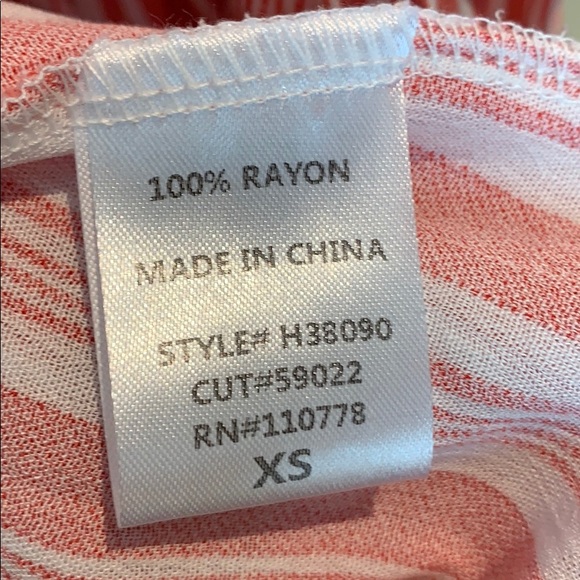 “Hazel” brand Coverup - Picture 4 of 4